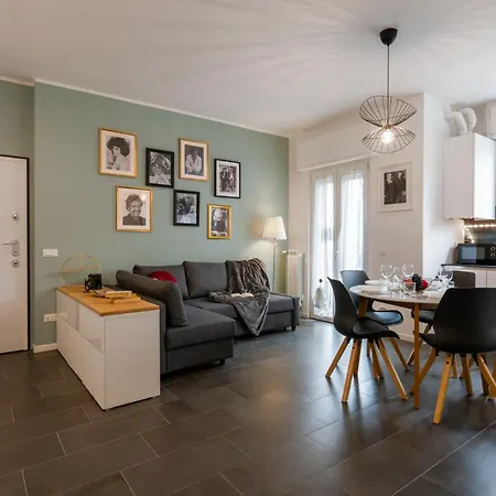 Ospitali - Casa Cinema, Bilocale A 100 Mt Dalla Metro Per 5 - No Lift Apartment Cernusco Sul Naviglio